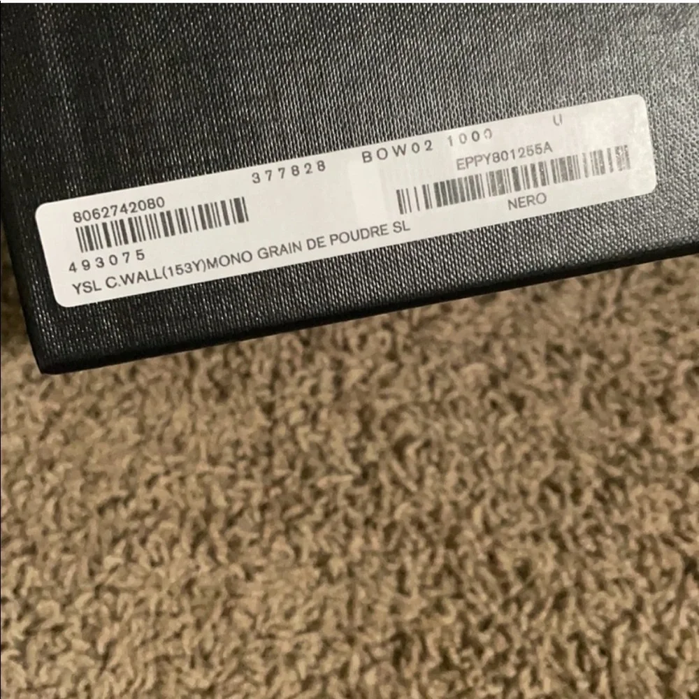 NWT YSL wallet on a chain - Picture 12 of 12